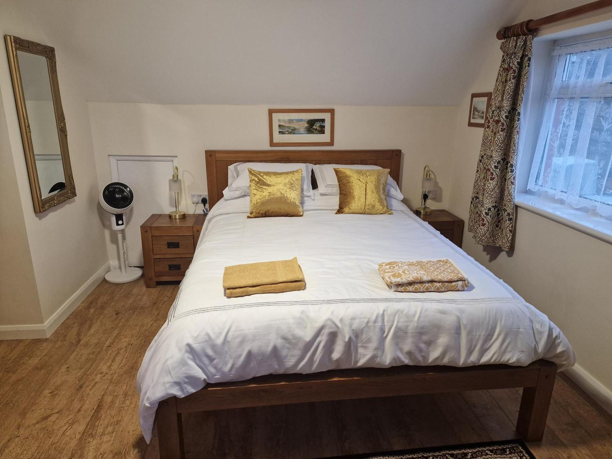 Woodvale Bungalow Little Haven 外观 照片